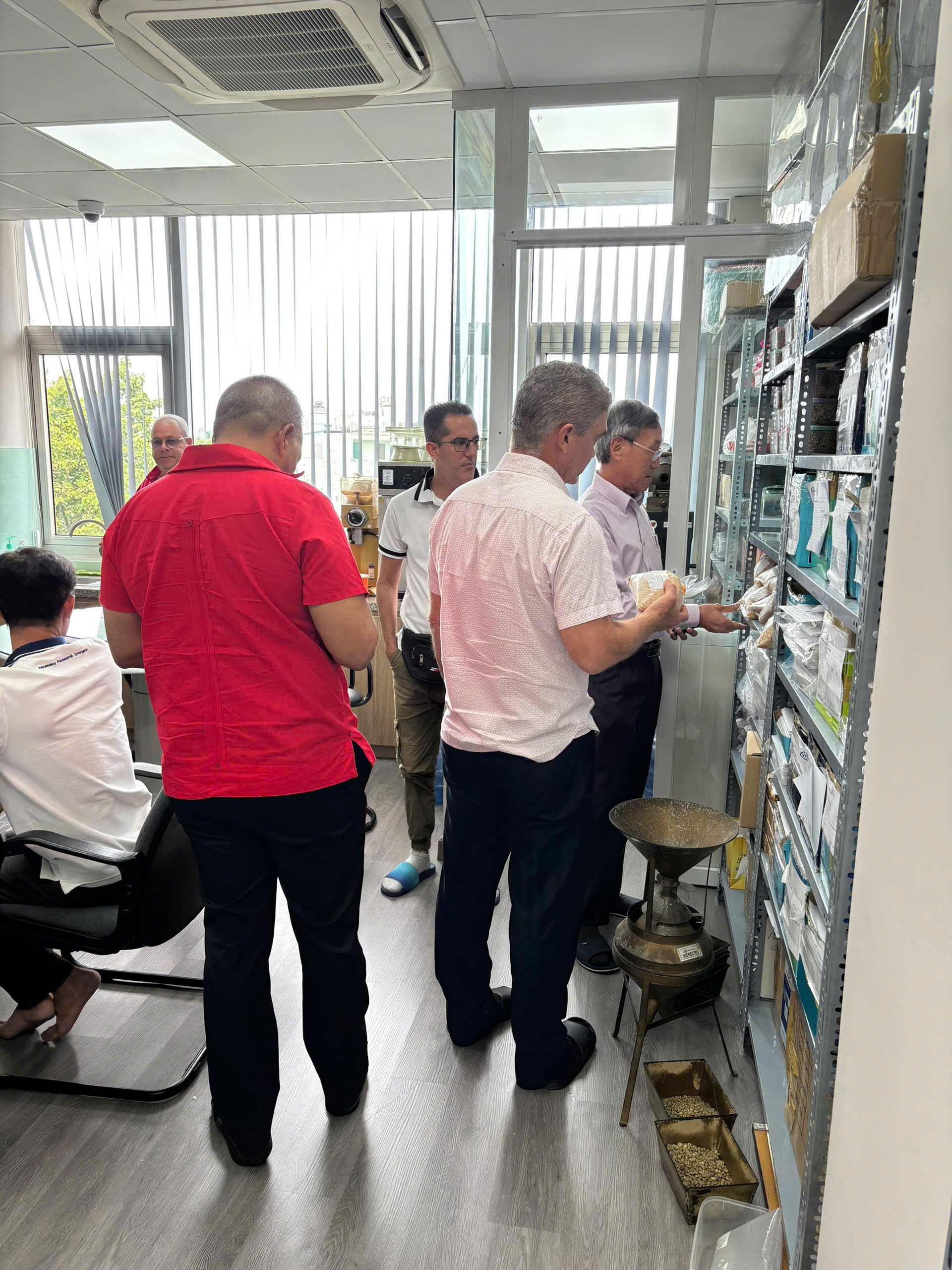 Phòng thí nghiệm - Giám Định I.I.T.S - Công Ty TNHH I.I.T.S